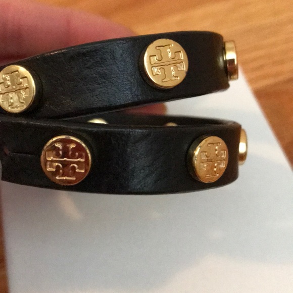 Tory Burch Double Wrap Logo Bracelet Black Gold - Picture 4 of 6